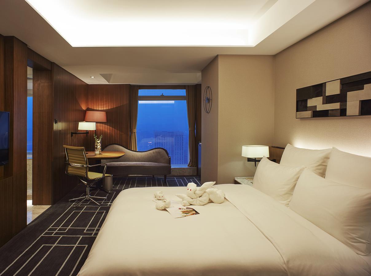 Chongqing The Lotus Hotel Экстерьер фото