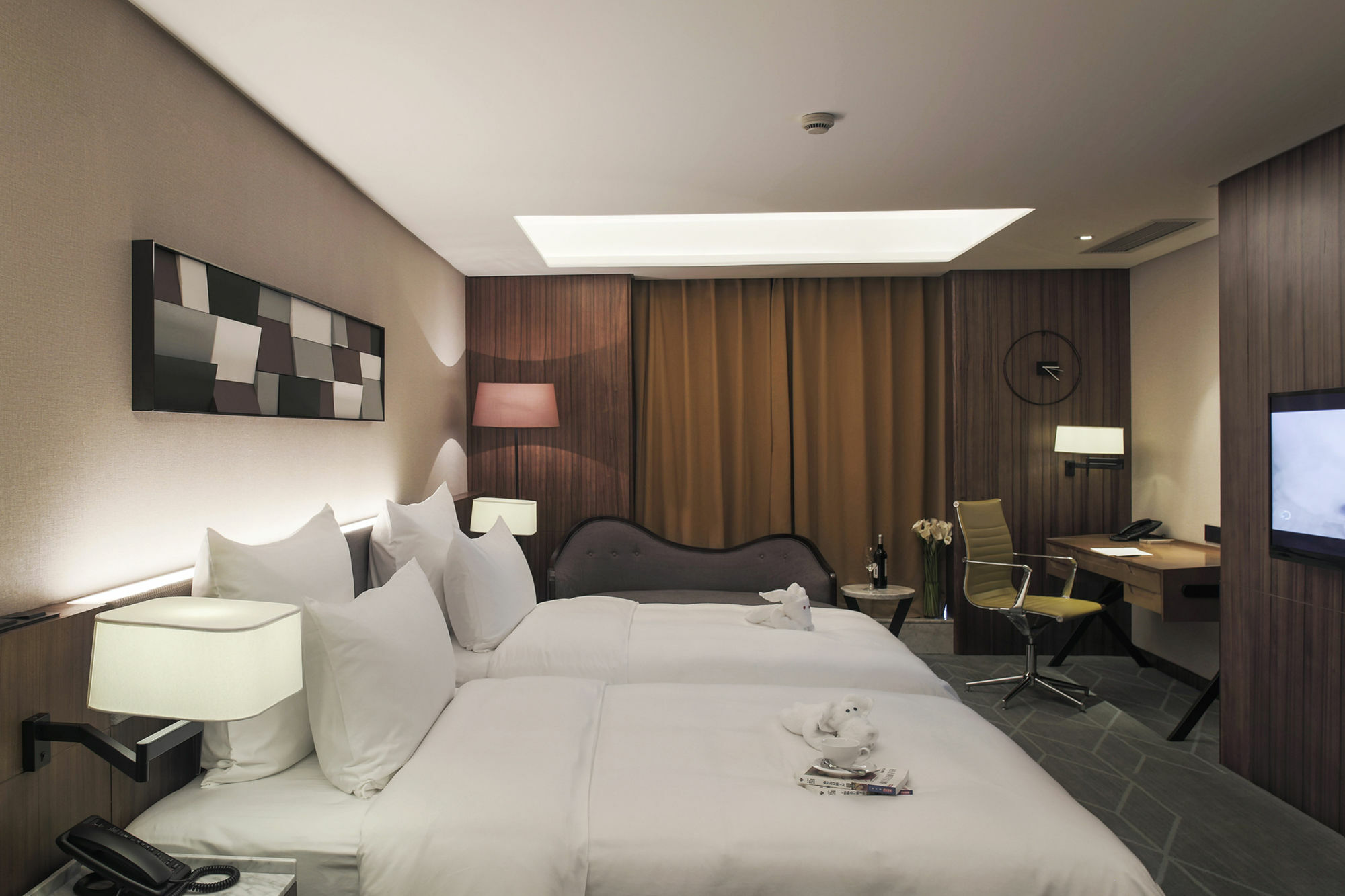 Chongqing The Lotus Hotel Экстерьер фото